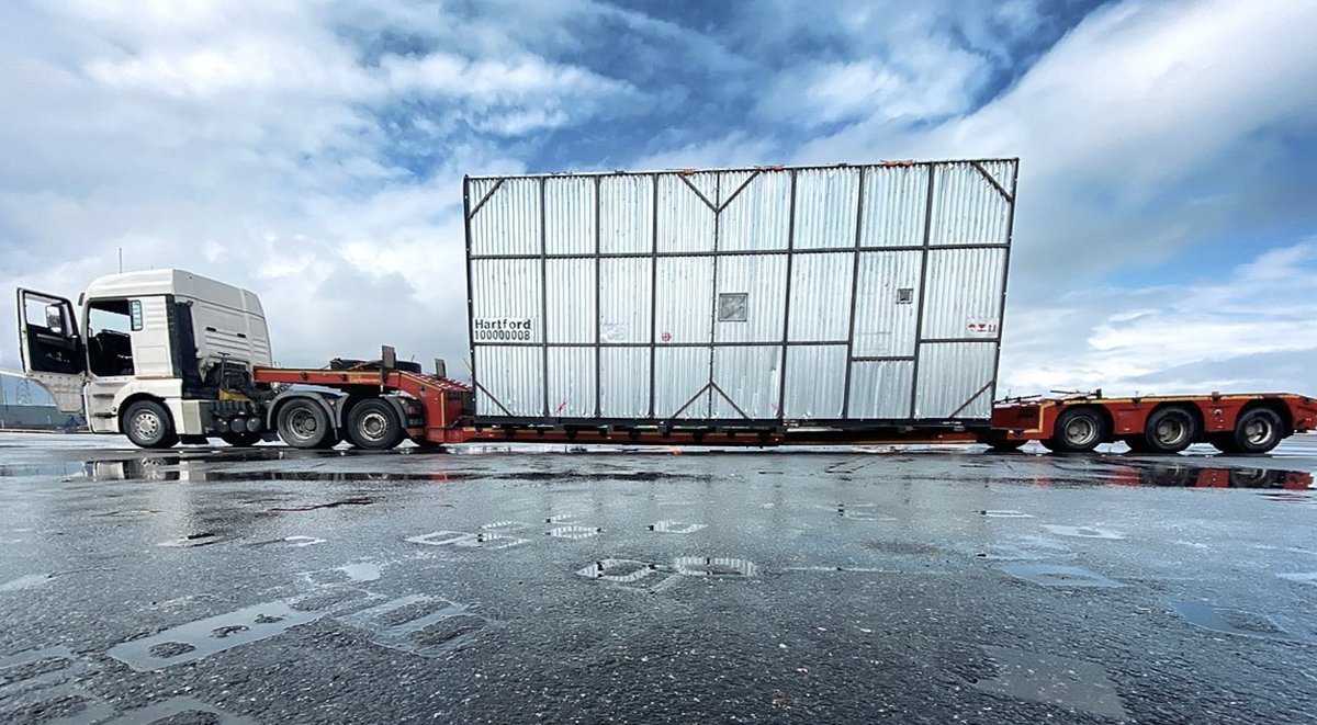 Tanks, silos and special containers